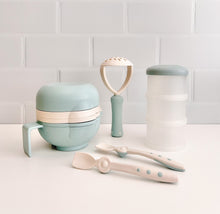 Load image into Gallery viewer, Baby Food Maker with Storage and Spoons Blue