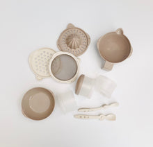 Load image into Gallery viewer, Baby Food Maker with Storage and Spoons Beige
