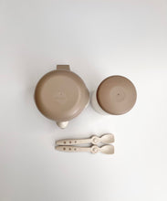 Load image into Gallery viewer, Baby Food Maker with Storage and Spoons Beige
